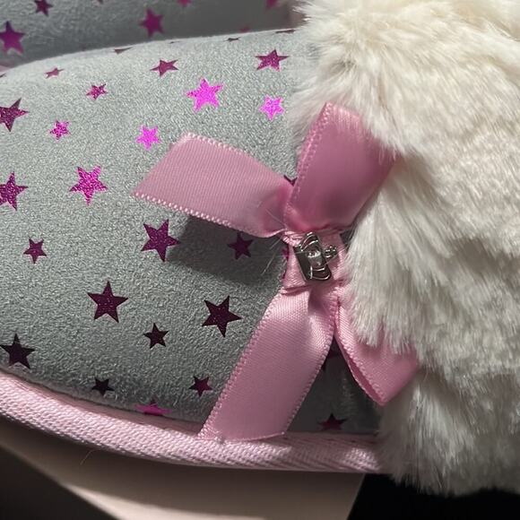 ON SALE ‼️ NWT Juicy By Juicy Couture Sonora Girls Slip-On Slippers - Picture 4 of 6